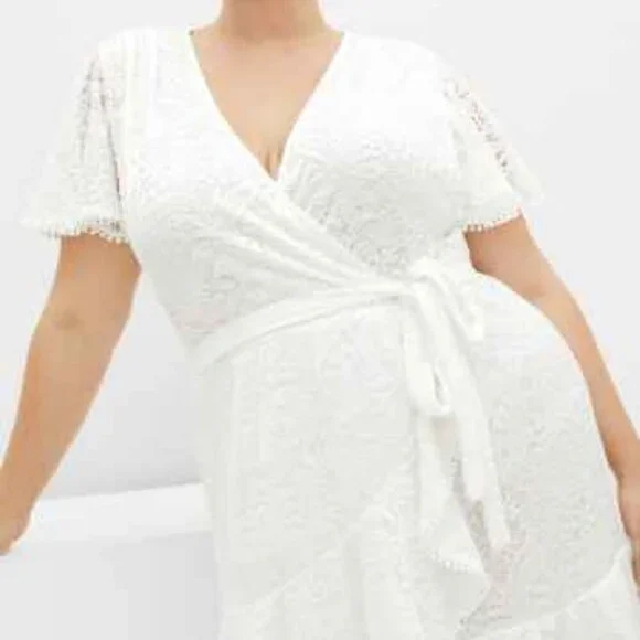 City Chic Sweet Love Lace Faux Wrap Mini Dress - Ivory | Size XL/22 - Picture 2 of 16